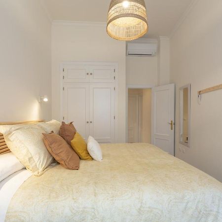 Puerta De Larios: Central Three-Bedroom Apartment With Balconies And Patio 马拉加 外观 照片