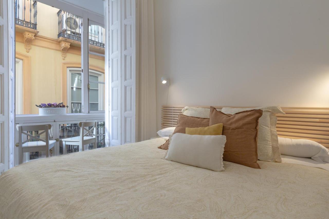 Puerta De Larios: Central Three-Bedroom Apartment With Balconies And Patio 马拉加 外观 照片