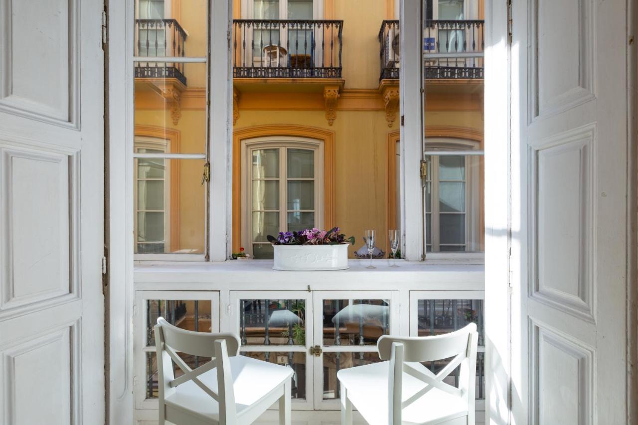 Puerta De Larios: Central Three-Bedroom Apartment With Balconies And Patio 马拉加 外观 照片