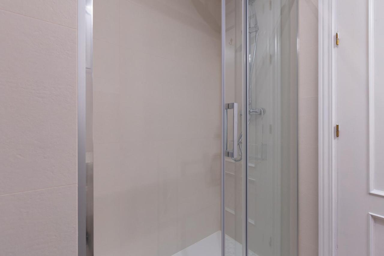 Puerta De Larios: Central Three-Bedroom Apartment With Balconies And Patio 马拉加 外观 照片